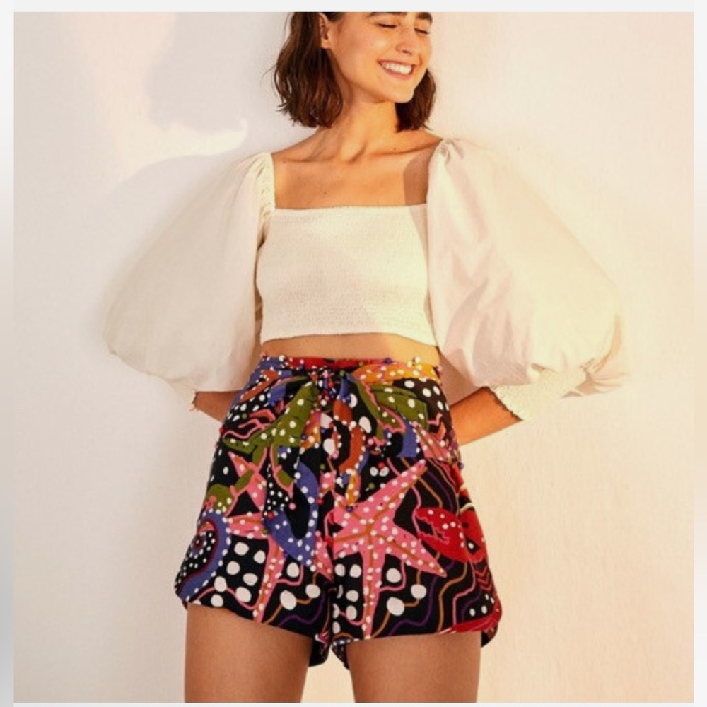 RARE NWT FARM Rio Under the sea front knot shorts